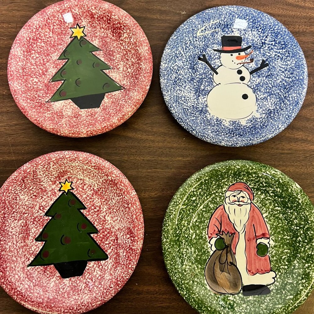 Yuletide Set of 4 Vintage Ceramic Multi-Color Christmas Decoration Plates 8"